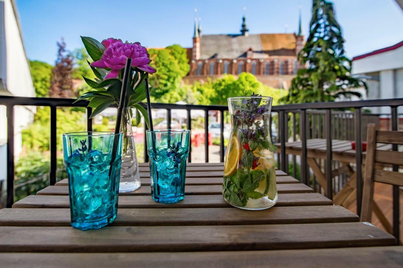 Pod Wzgorzem Bed & Breakfast Frombork Eksteriør billede